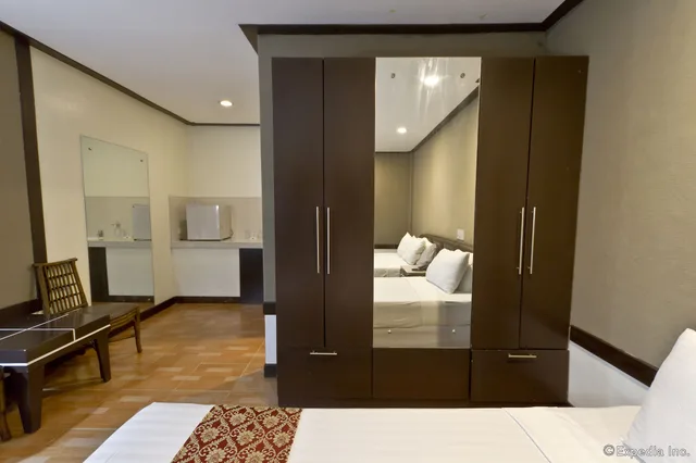 غرفة بريميير بسرير كوين وسرير فردي، Holiday Spa Hotel 8/8