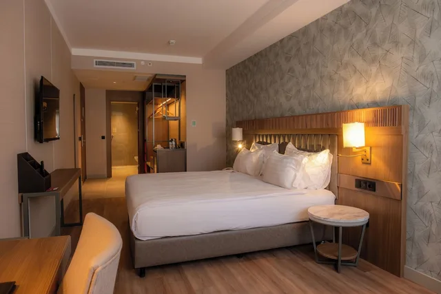 Room, Twin Beds, City View, Sofa, Ramada Encore by Wyndham Konya Karatay 1/9