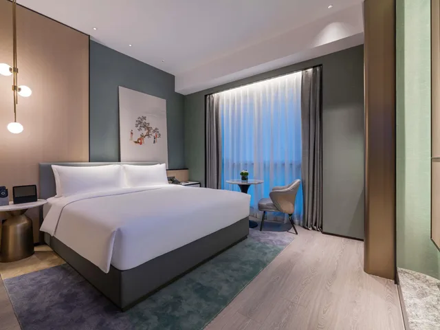 غرفة سوبيريور بسرير مزدوج، Novotel Shanghai Wanyuan 1/1