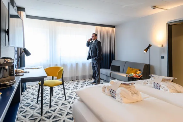 غرفة سوبيريور بسرير كوين، Mercure Hotel Freiburg Am Munster 3/9