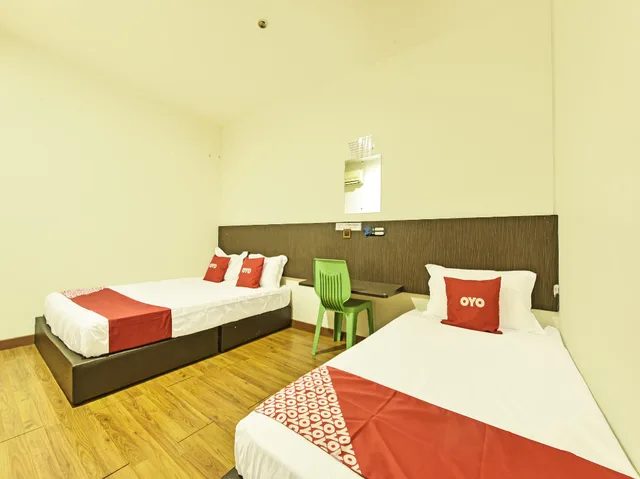 غرفة ثلاثية، Hotel O Mini Indah 1/3