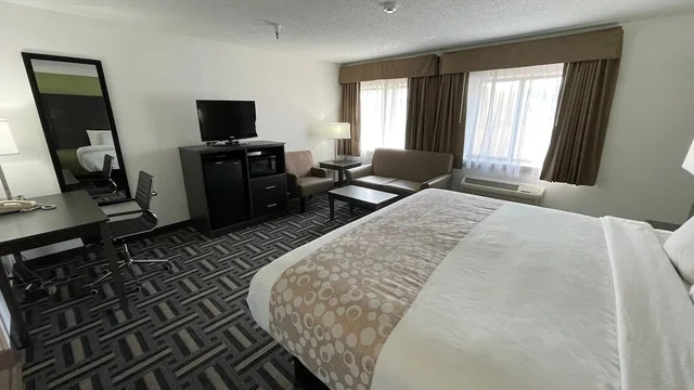 غرفة بسريرين كوين، La Quinta Inn and Suites by Wyndham Cincinnati North 3/5