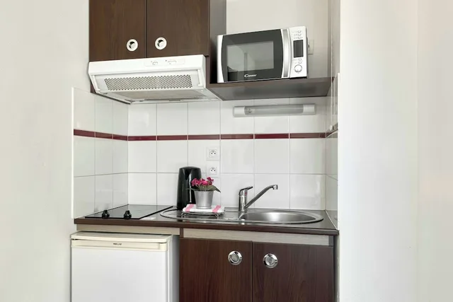 شقة بسرير كوين بغرفة نوم واحدة مع أريكة، Comfort Aparthotel Versailles St Cyr l Ecole 9/10