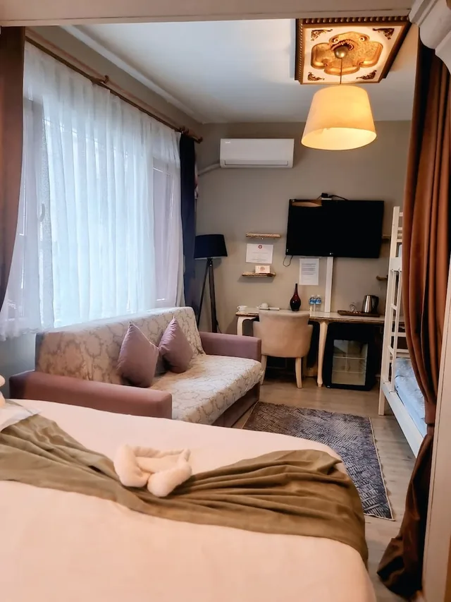 Family, Quadruple, 1 Queen and 2 Bunk Beds, Sofa, Chez Bore Boutique Hotel 6/10