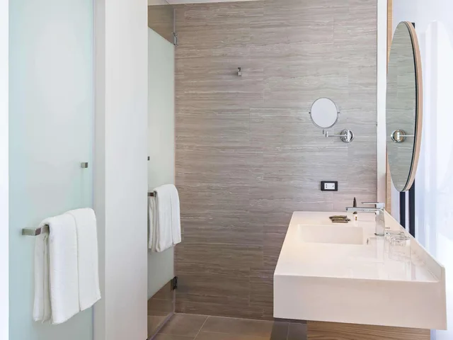 غرفة ديلوكس بسرير كينج بشرفة، Novotel Chiangmai Nimman Journeyhub 6/6