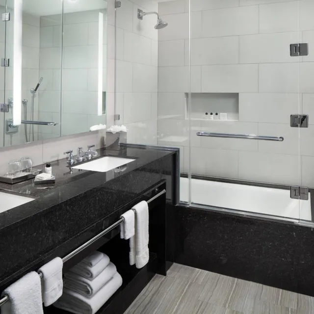 غرفة بسريرين كوين بإطلالة على الحديقة، The St. Anthony A Luxury Collection Hotel San Antonio 5/7