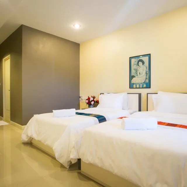 غرفة بسريرين منفصلين، Central Residences 1/10