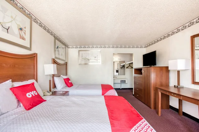 2 Full Bed، Travelers Inn By OYO, Templeton VA 1/7