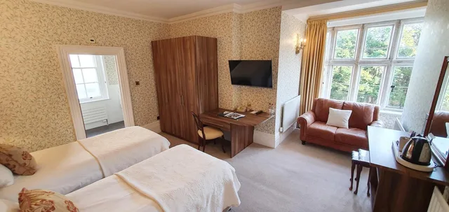 Executive, Twin Beds, Chiseldon House Hotel 1/1