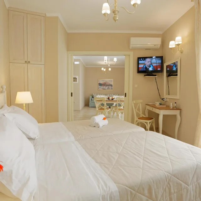 جناح عائلي، Ionia Suites 4/6