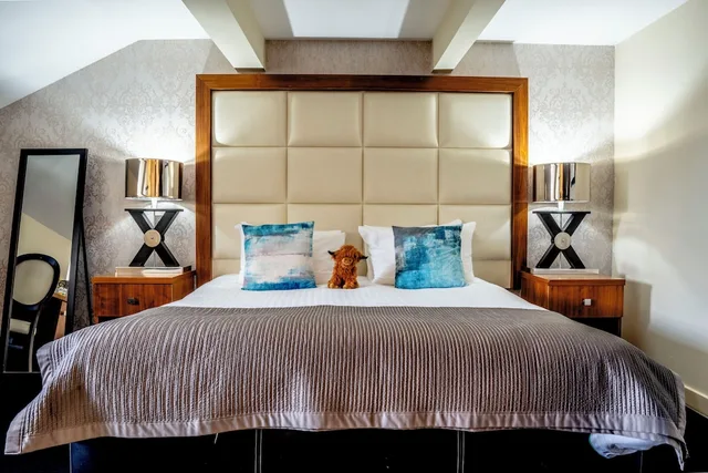 غرفة عائلية بسرير كينج مع أريكة، Hotel Colessio 5/10