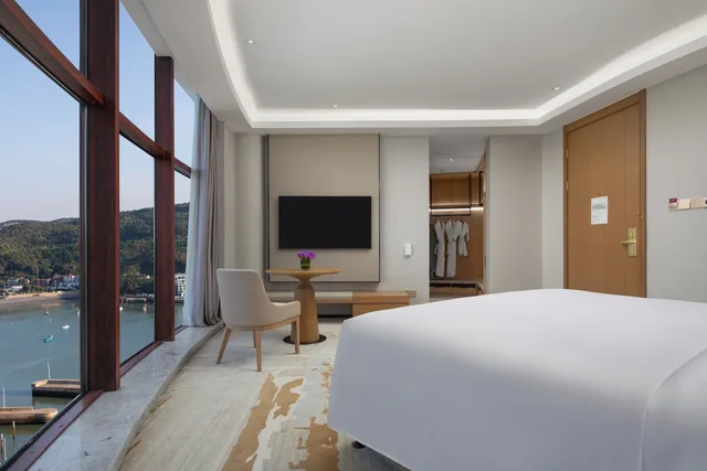 غرفة قياسية بسرير كينج، Crowne Plaza Zhoushan Seaview 3/5