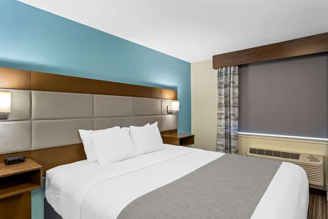 غرفة بسرير كينج، Best Western Paradise Hotel 1/3