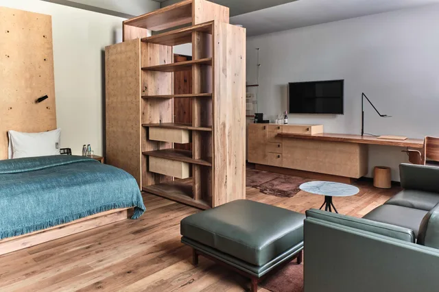 جناح جونيور بسرير كينج، Hotel Warszawa 4/10