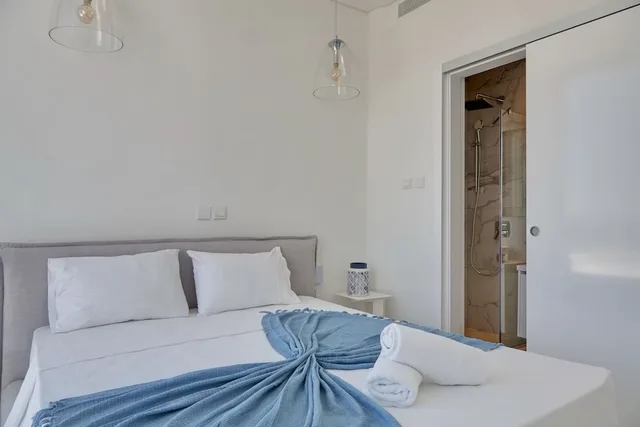 3 Bedrooms, Sunflower, Villa, 2 Queen and Twin Beds، Sunrise Seaview Villas 1/10