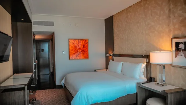 غرفة بسرير كينج بإطلالة على المدينة في الطابق العلوي، Intercontinental Real Santo Domingo 2/4