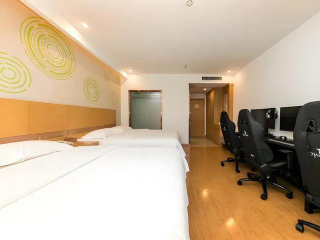 غرفة سوبيريور رباعية، GreenTree Inn Hefei Binhu New District Ziyun Road and Qingtan Road Jianghuai Car Factory 2/2