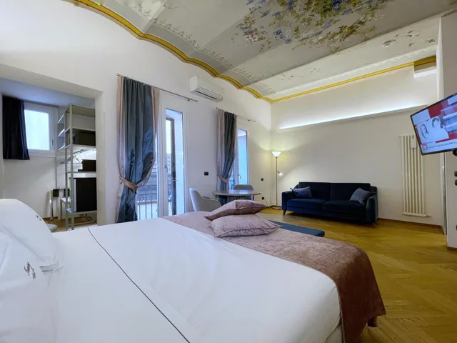 جناح جونيور بإطلالة على الحديقة، Touring Hotel Bologna 1/5