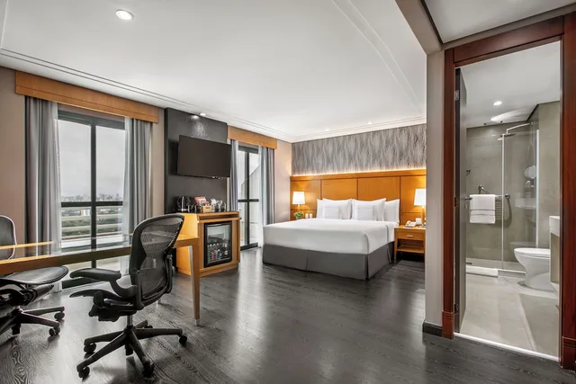 غرفة بريميوم بسرير كينج بشرفة، Melia Jardim Europa 5/6