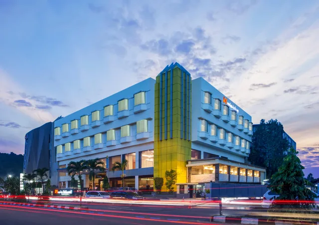 Junior Suite, Pool Access، SWISS-BELHOTEL MANOKWARI 1/1