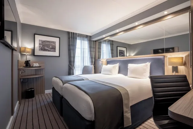 غرفة قياسية بسريرين منفصلين، Holiday Inn Glasgow City Centre Theatreland, an IHG Hotel 8/10