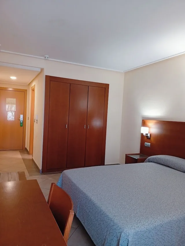 غرفة بسرير مزدوج، Torrejoven Hotel 2/4