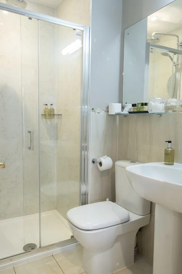 Apartment, Queen Bed, Peartree Serviced Apartments 5/6