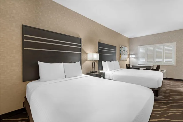 غرفة بسريرين كوين لذوي الإعاقة، Best Western Plus Park Place Inn - Mini Suites 4/8