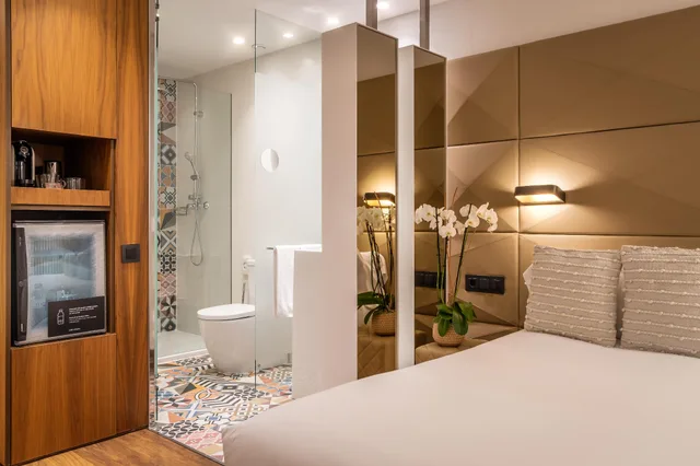Tower, Superior, Queen Bed, with View، Hotel SB Glow 3/3