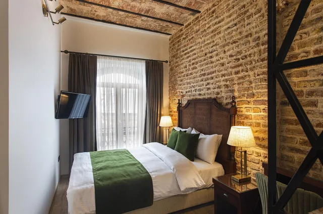 غرفة اقتصادية، Mest Hotel 2/5