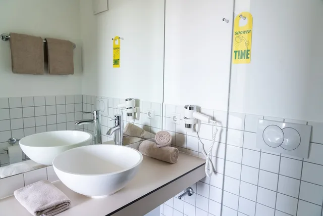 غرفة بسرير كوين، SLEEEP HOTEL Ansfelden 4/4