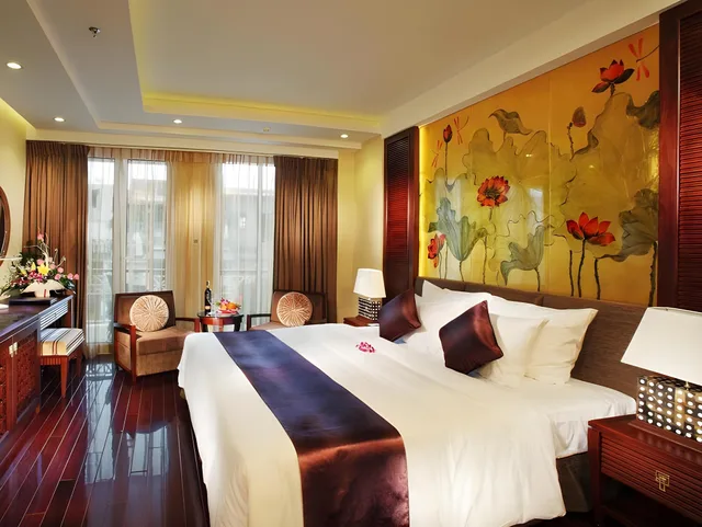 استوديو بسرير كينج بشرفة، Golden Silk Boutique Hotel 1/1