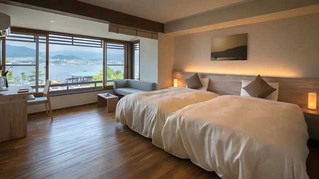 Room, Twin Beds, Harbour Side، Hotel Miyajima Villa 1/1