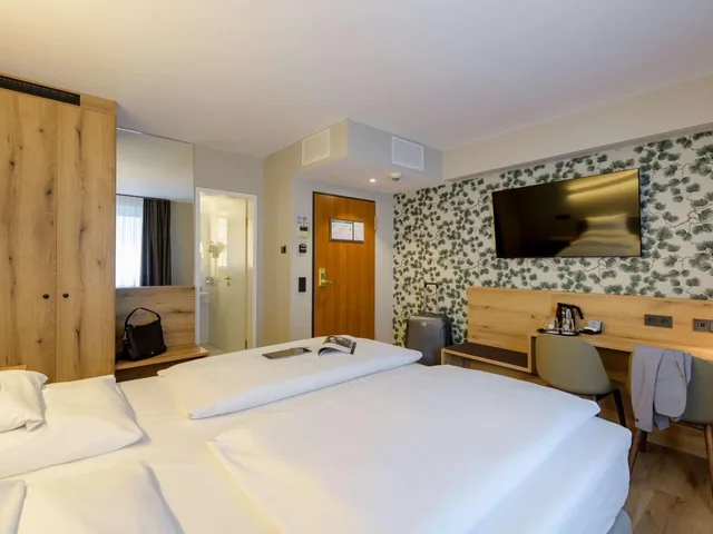 غرفة قياسية بسرير كينج، Mercure Hotel Muenchen Altstadt 4/10