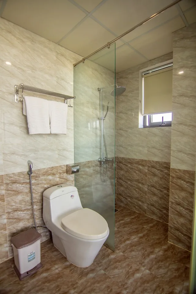 غرفة تنفيذية بسرير كينج، Quoc Cuong Center Hotel 3/3