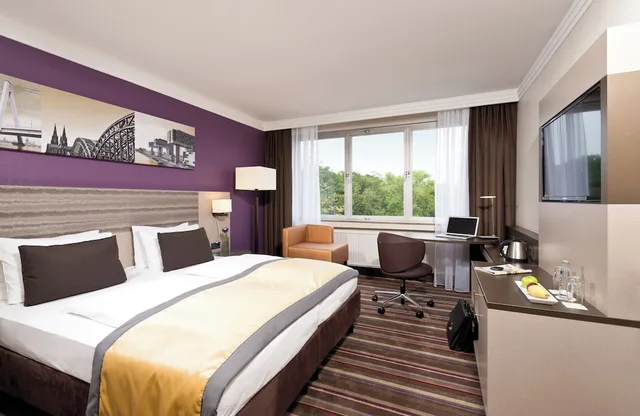 غرفة ديلوكس بسرير مزدوج، Leonardo Royal Hotel Koln Am Stadtwald 9/10