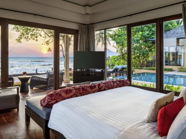 Presidential, Villa, 3 Queen Beds, Ocean Front، Movenpick Asara Resort & Spa Hua Hin 1/2