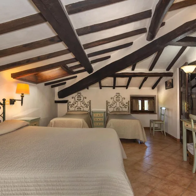 غرفة رباعية، Villa Cheli Hotel 8/10