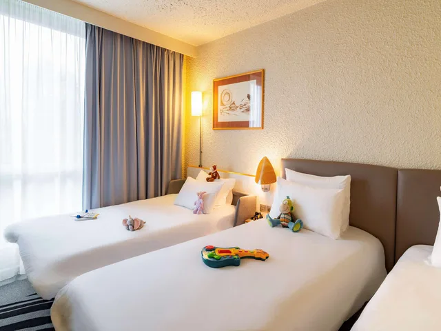 غرفة كلاسيكية بسريرين منفصلين، NOVOTEL VALENCIENNES AERODROME 2/4