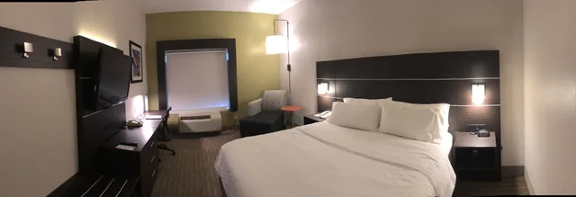 غرفة قياسية بسرير كينج لذوي الإعاقة، Holiday Inn Express Hotel And Suites Decatur 3/5