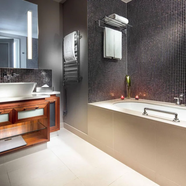 Executive, Suite, King Bed, Street View, Balcony، The Grand Mark Prague 3/3