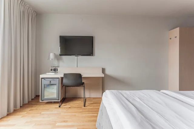 غرفة قياسية بسريرين منفصلين مع أريكة، QUALITY HOTEL SUNDSVALL 9/10