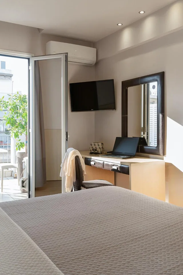 Room, Double Bed, Sea View, Balcony, Piraeus City Hotel 7/10