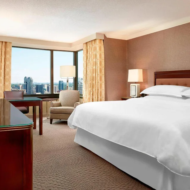 غرفة بسرير كوين، SHERATON CENTRE TORONTO 2/14