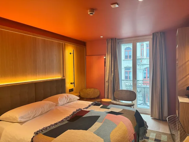 Urban, Comfort, Queen Bed، Hotel Alpina Luzern 2/10