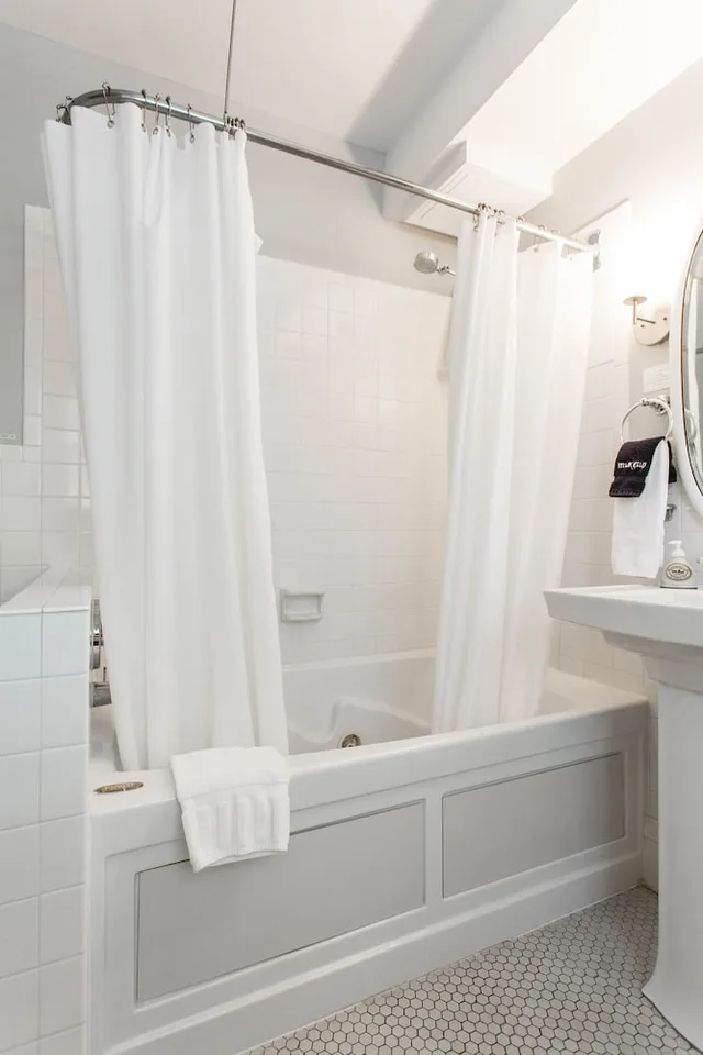 شقة بسرير كينج، Southmoreland on the Plaza Bed &amp; Breakfast 10/10