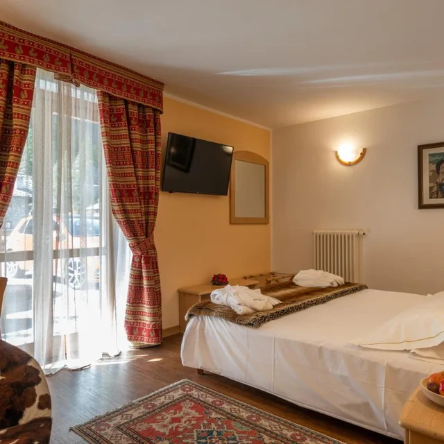 غرفة بسرير مزدوج أو سريرين منفصلين، Hotel Lo Scoiattolo 3/8