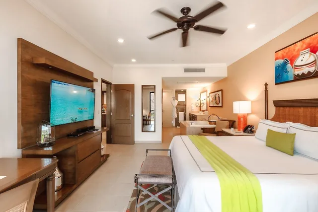 1 Bedroom, King Bed, Sofa, Premium Floor، Villa Del Palmar At the Islands of Loreto 3/6