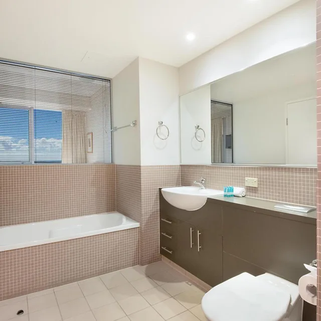 شقة بإطلالة على المدينة بغرفتي نوم، Grand Apartments 9/9