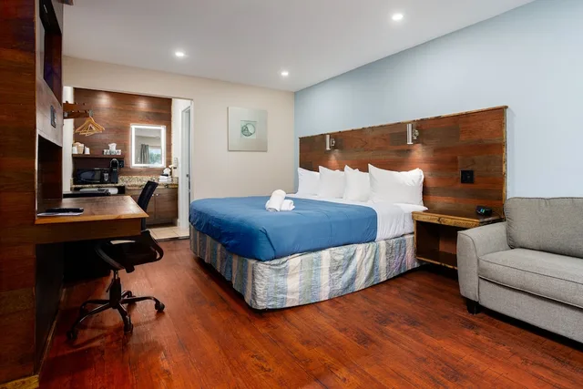 غرفة ديلوكس بسرير كينج، Quality Inn St Augustine Historic District Area 3/5